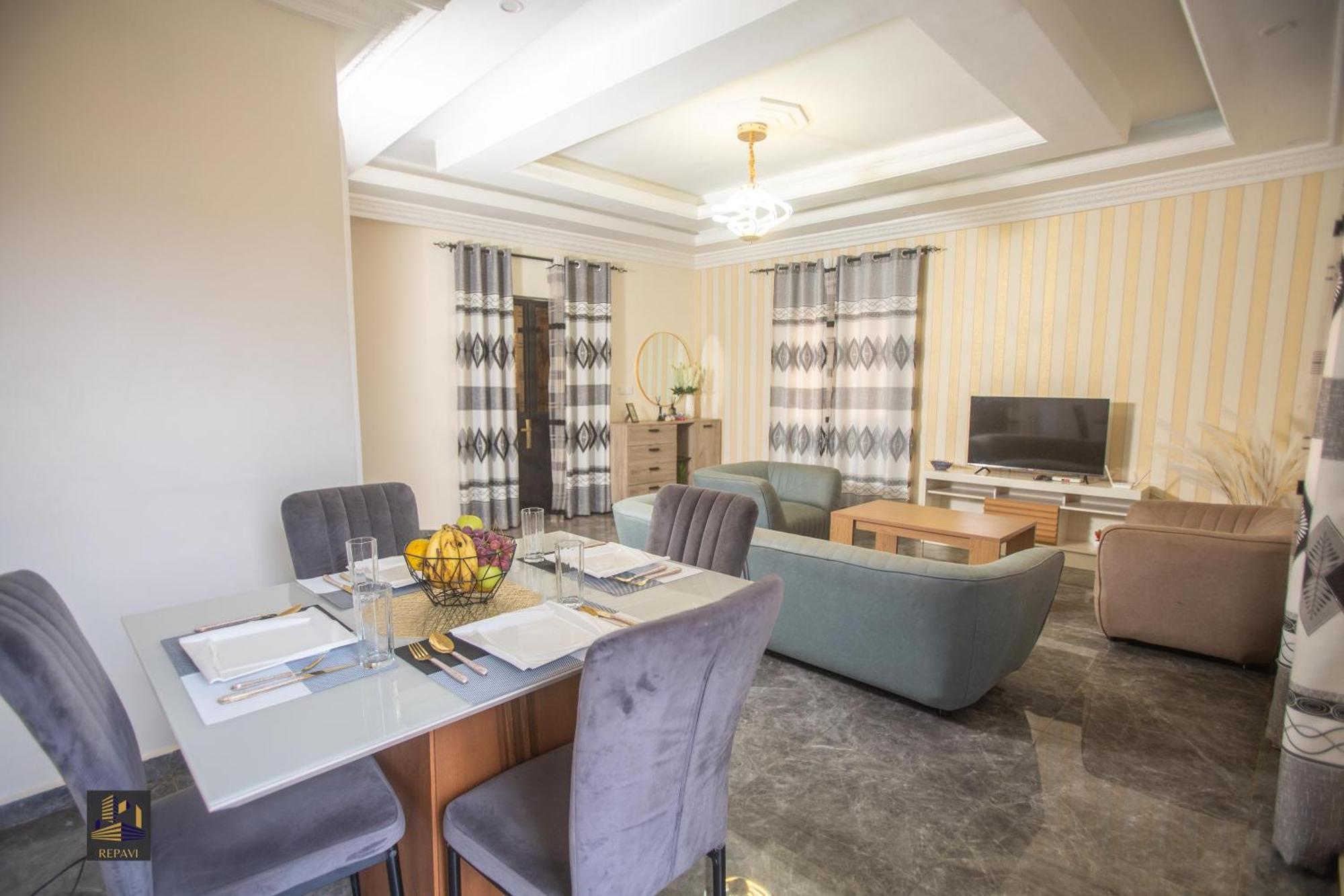 Repavi Lodge Yaoundé Dış mekan fotoğraf