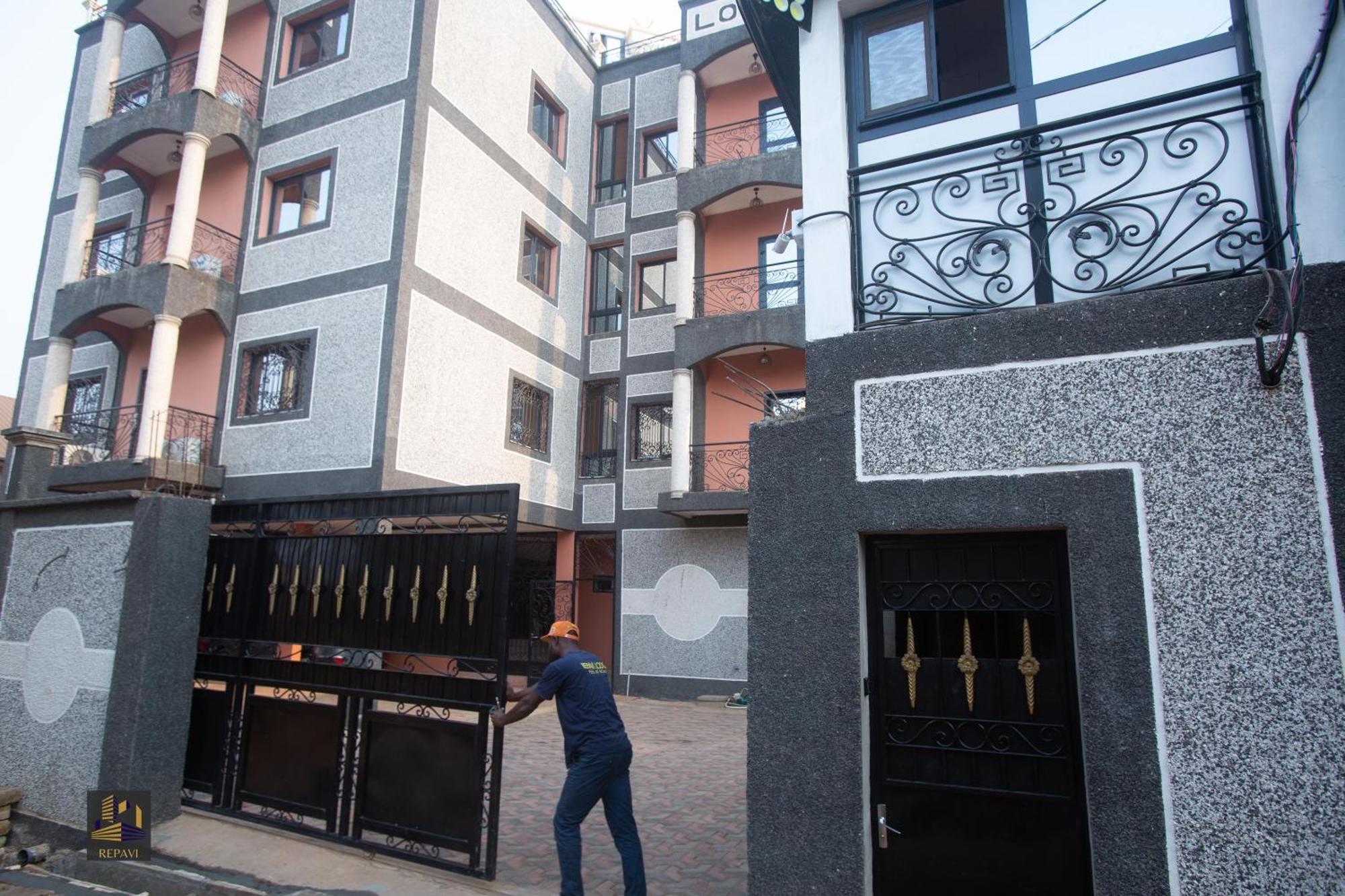 Repavi Lodge Yaoundé Dış mekan fotoğraf