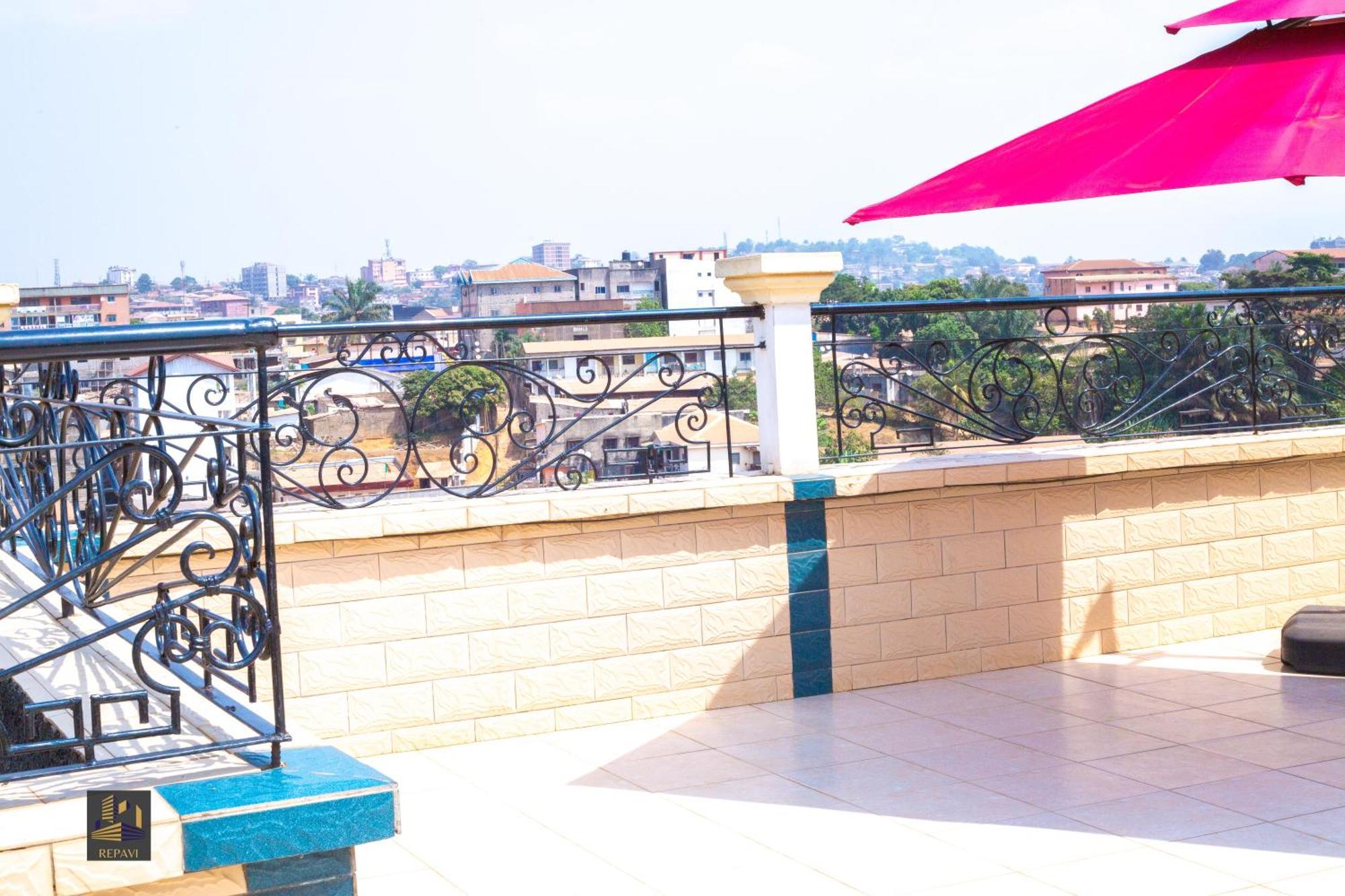 Repavi Lodge Yaoundé Dış mekan fotoğraf