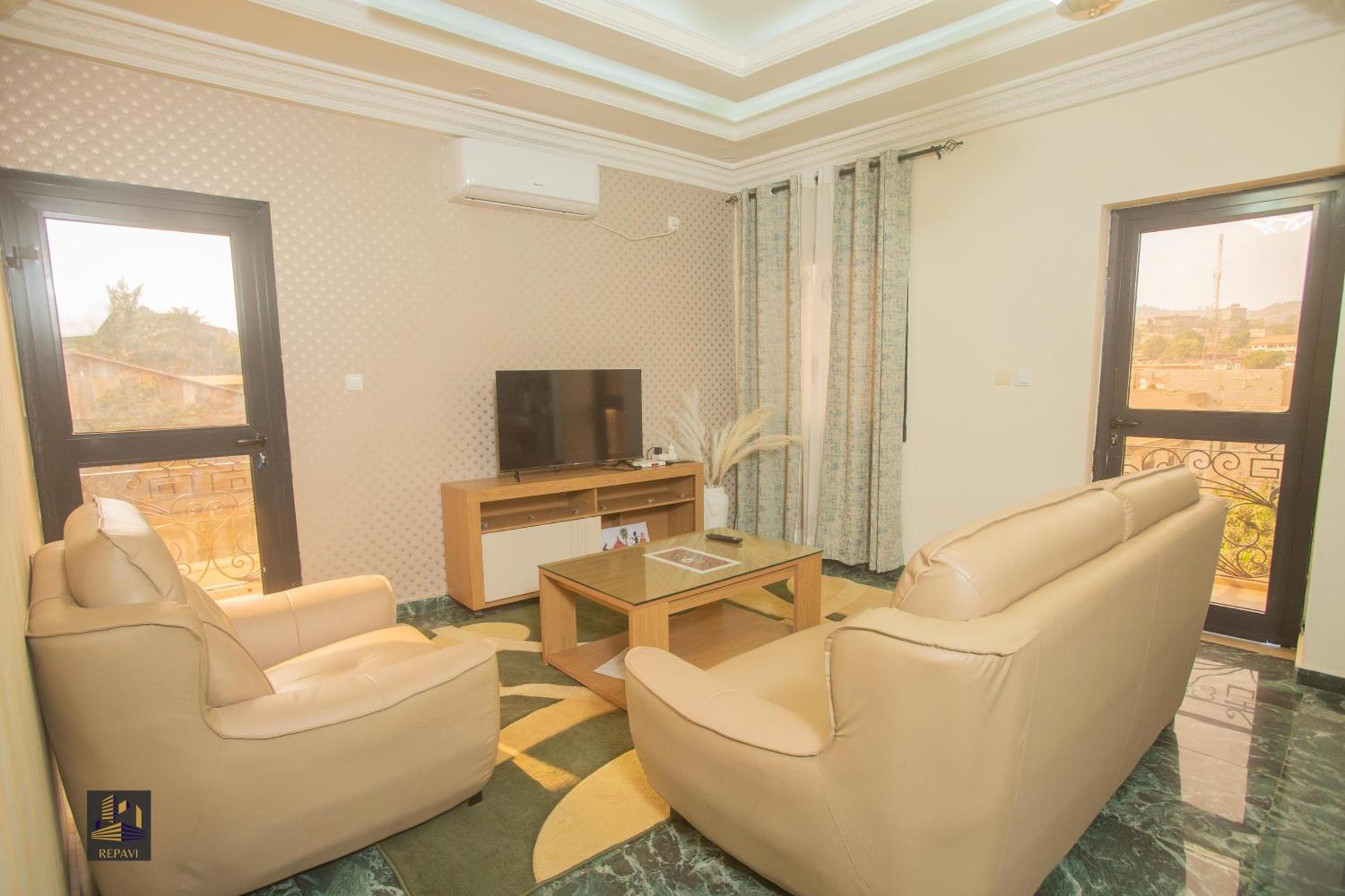Repavi Lodge Yaoundé Dış mekan fotoğraf